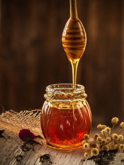 Żurowa, pasieka w malinach 